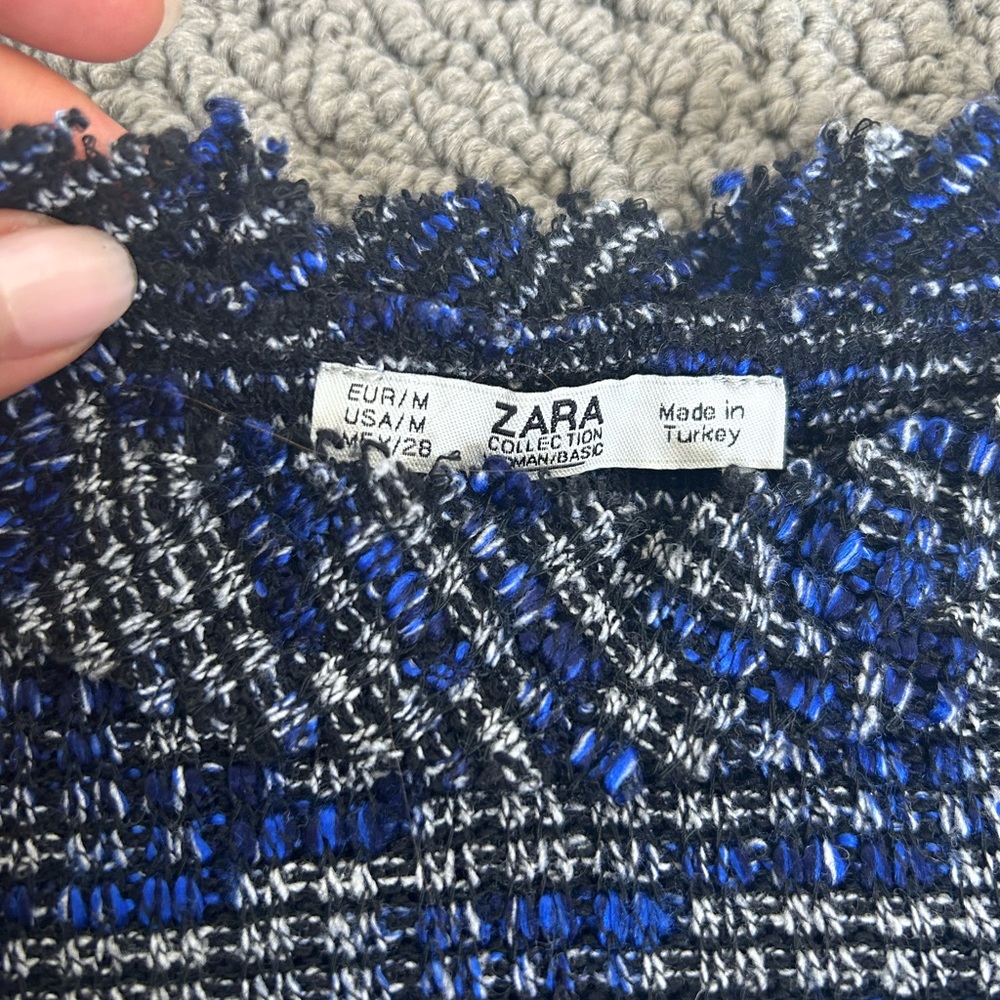 Zara boucle textured knit short sleeve shirts - 2 different colours - Picture 2 of 4